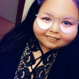 Meet your Posher, Michaela